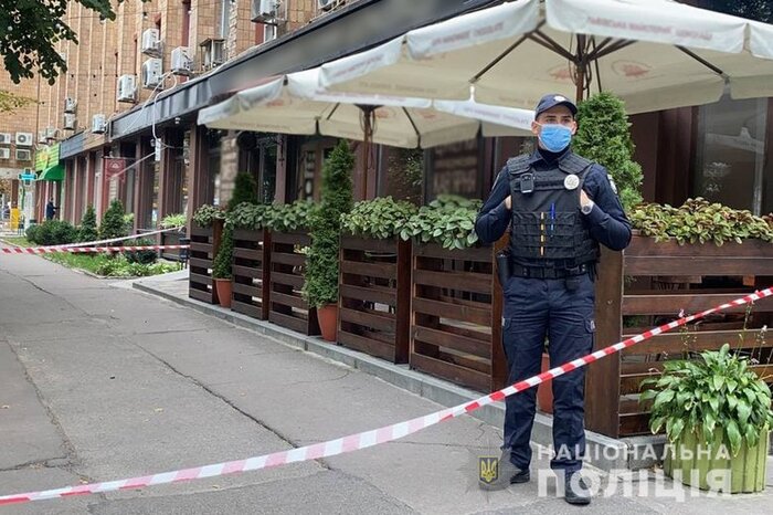 В центре Черкасс в кафе расстреляли из автомата местного бизнесмена Козлова: в области введен план "Сирена"