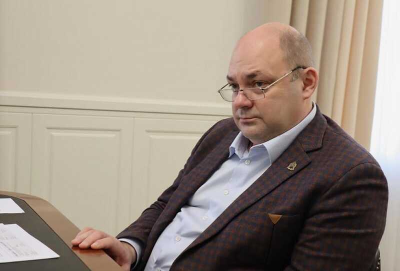 Бывшему губернатору Курской области Алексею Смирнову и его заместителю Дедову предъявлены обвинения