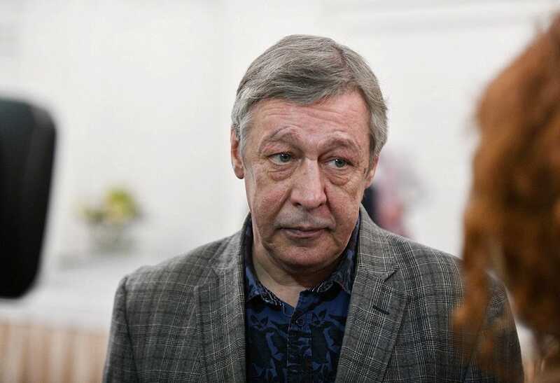 Освободившийся из тюрьмы Михаил Ефремов начал процесс реабилитации и вернулся к профессиональной деятельности