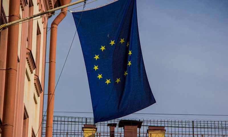 Еврокомиссия начинает разрабатывать механизм возвращения украинцев после окончания войны