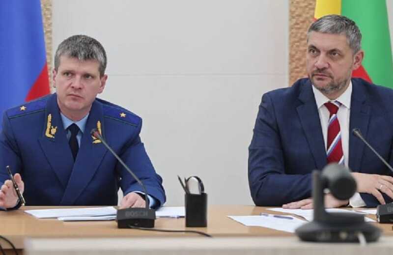 Игорь Краснов раскритиковал забайкальских чиновников за задержки выплат семьям участников СВО