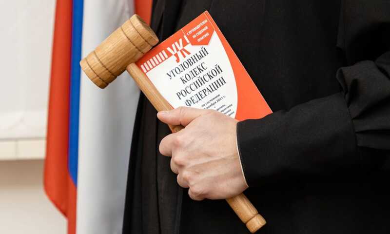 Конфиденциальные переговоры с ФСБ и многомиллионные требования: разногласия среди элит на фоне лондонского процесса