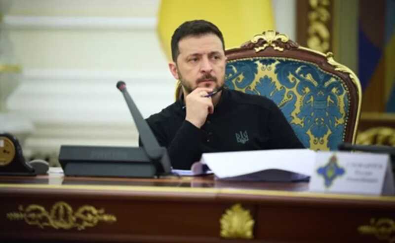 Зеленский применил санкции к российским оппозиционерам и блогерам