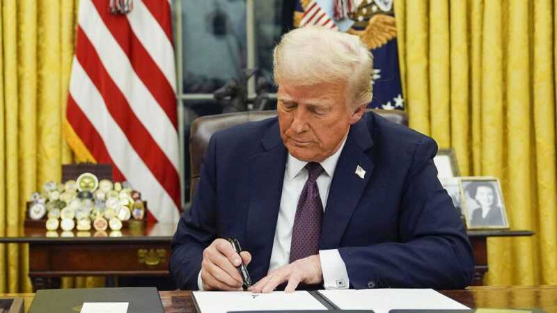 Трамп отстранил главу Бюро трудовой статистики из-за "недостоверности" данных об уровне безработицы