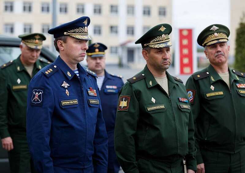 В Латвии бизнесменов обвинили в поставках мебели для российской армии