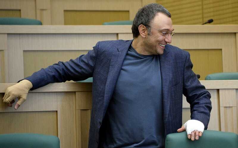 Суперъяхту сенатора Сулеймана Керимова собираются продать на аукционе