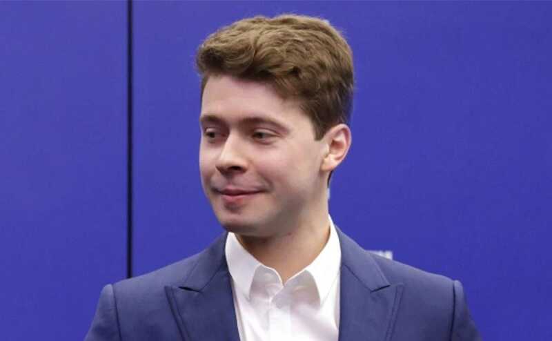 Сын Медведева Илья стал советником в «Ростех» с окладом 270 тысяч рублей