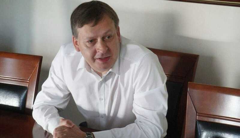 Природоохранный прокурор Сергей Прокофьев вынуждает заключать договоры со «своими» компаниями