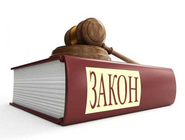 «Пока страна умывается кровью»: адвокатская контора Киева угодила в скандал с Крымом