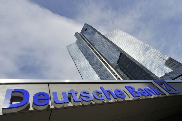 Deutsche Bank по ошибке перевел $35 млрд