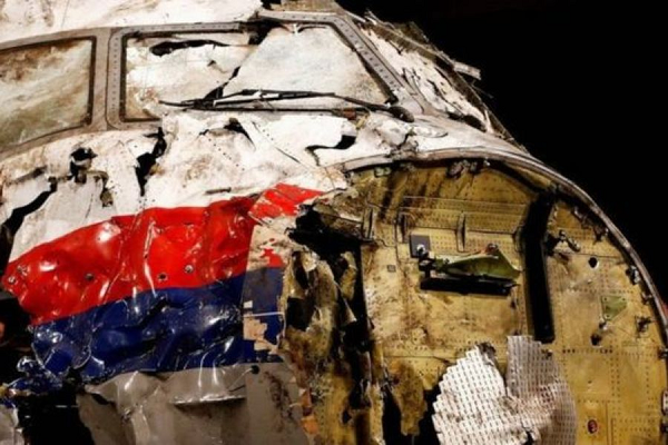 С Украины сняли любую ответственность за крушение MH17