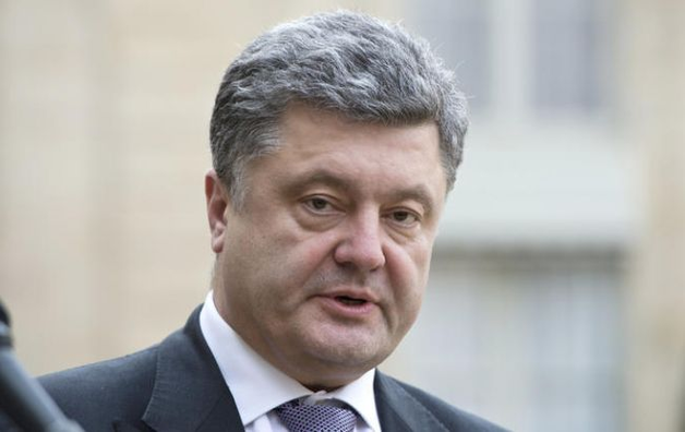 Порошенко летит в город, где имеет квартиру Ахметов