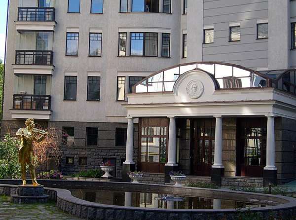 Фасад дома самой дорогой квартиры в России (фото: скрин с сайта http://www.ired.pro)