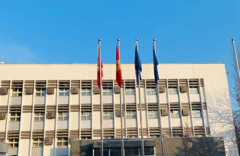 Россия откладывает депортацию мигрантов после давления со стороны Киргизии